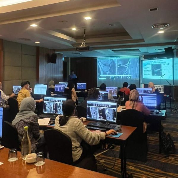 knee-Shoulder-msk-mri-radiology-course-workshop-Malaysia-kl.jpg